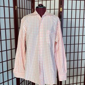 Vineyards Vines button down shirt